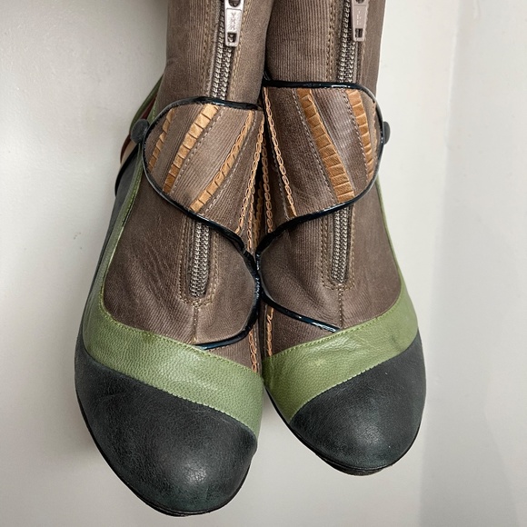 Kron by Kronkron Shoes - Kron by Kronkron Multicolor Pumps Size 39 Iceland